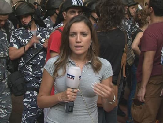 MTV Correspondent: Civilians to hold a parade from al-Amin mosque towards Beirut city hall where all participant groups will place their demands 