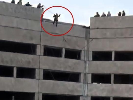 Footage: Terrible Rope Jumping Stunt Leaves Teen in Intensive Care 