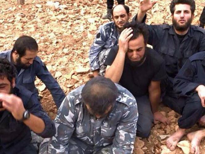 عسكريّون مخطوفون لدى "النصرة" الى الحريّة؟