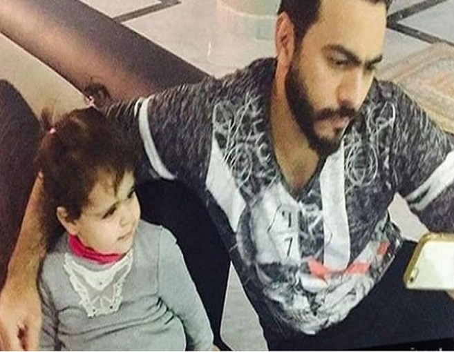 هل هذه ابنة تامر حسني؟