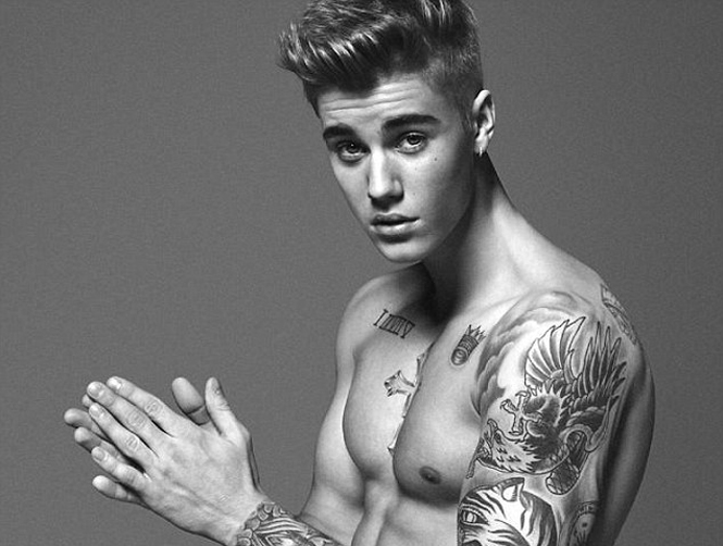 Footage: The 11 Most Awkward Photoshop Fails of 2015