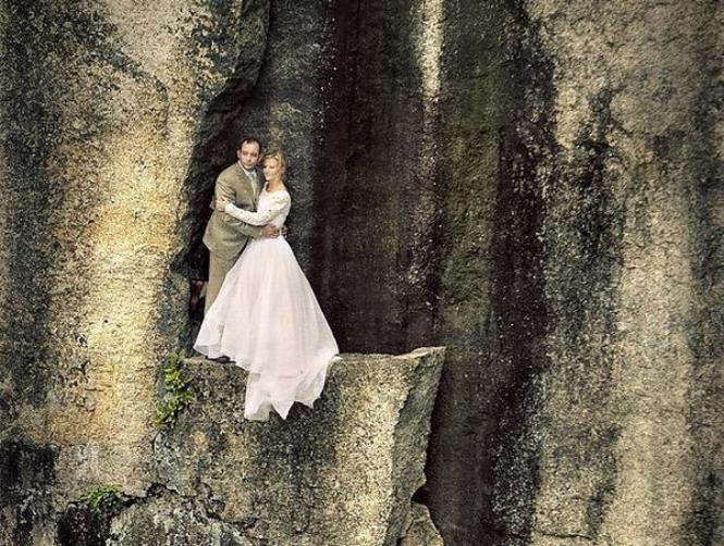 Photographers' Sky-High Wedding Shoot Is Not For The Faint Of Heart