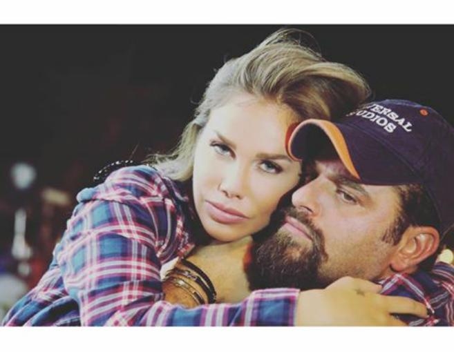 رسالة غرام من نيكول سابا... 