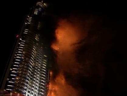 دفاع مدني دبي: لا يوجد إصابات جرّاء الحريق الذي اندلع قرب برج خليفة 
