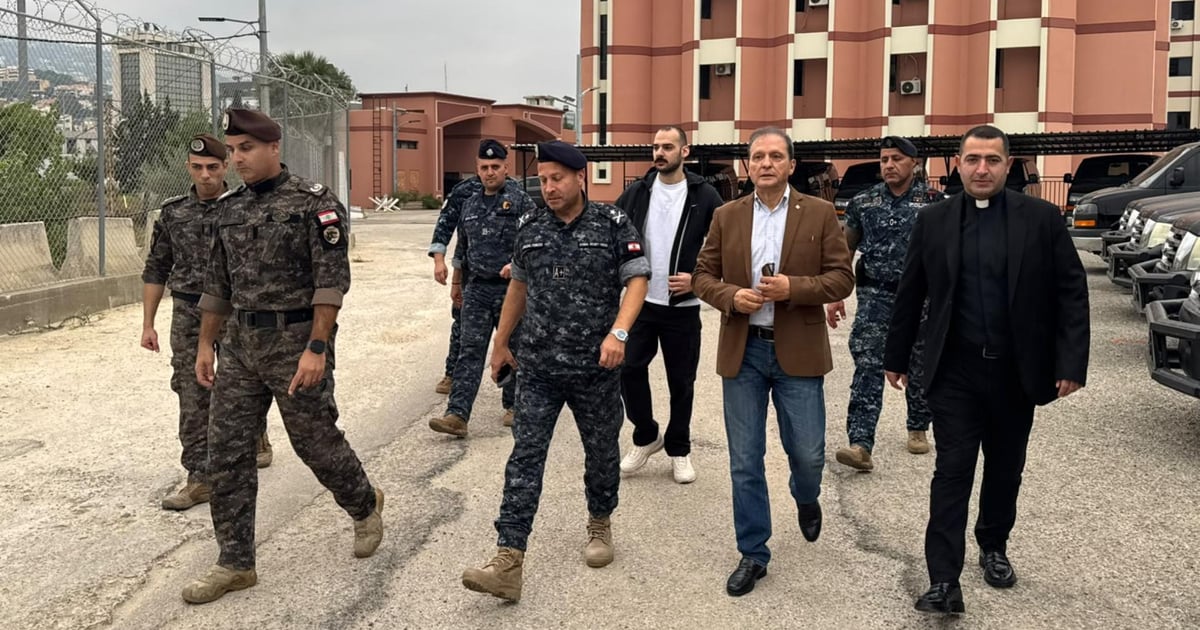 Poet Nizar Francis visited the commander of the Mobile Forces Unit in the Internal Security Forces