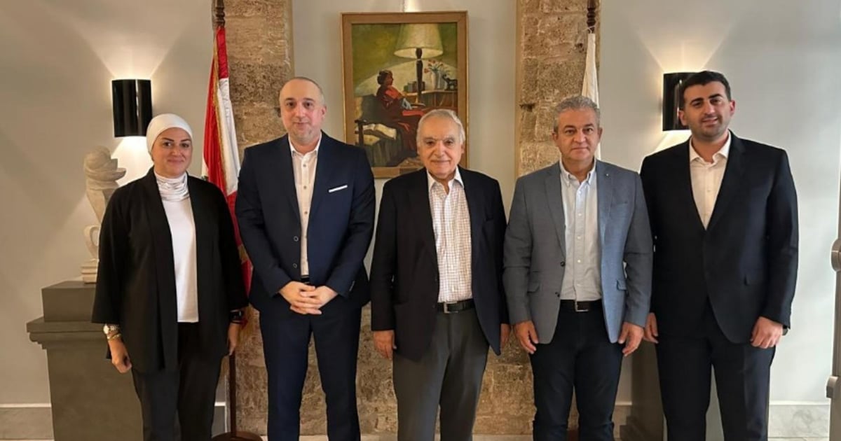 Salam meets with the mayor of Sidon to discuss preparations for its candidacy as a Mediterranean Capital of Culture and Dialogue