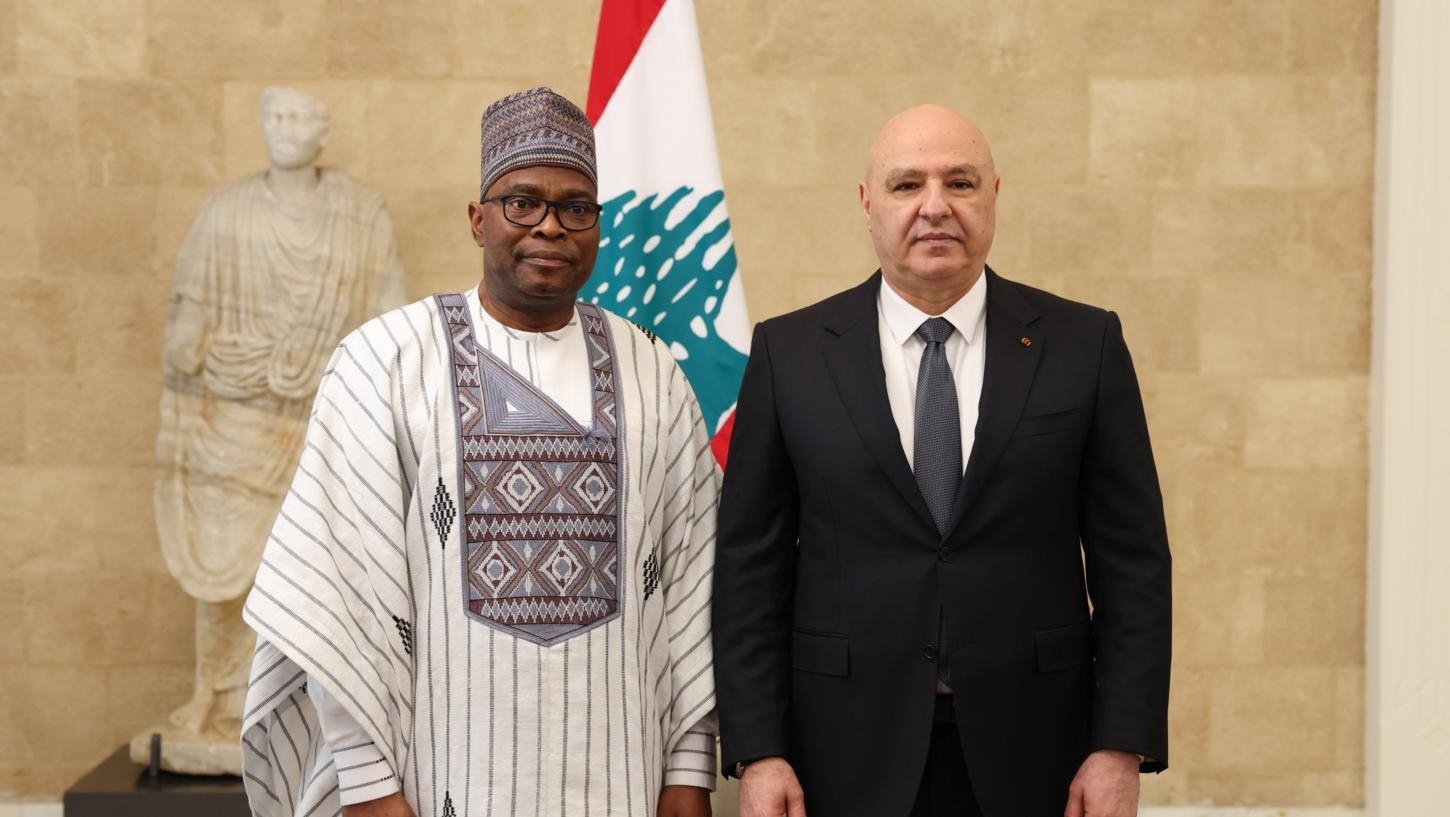 President Aoun receives credentials of 6 newly appointed ambassadors