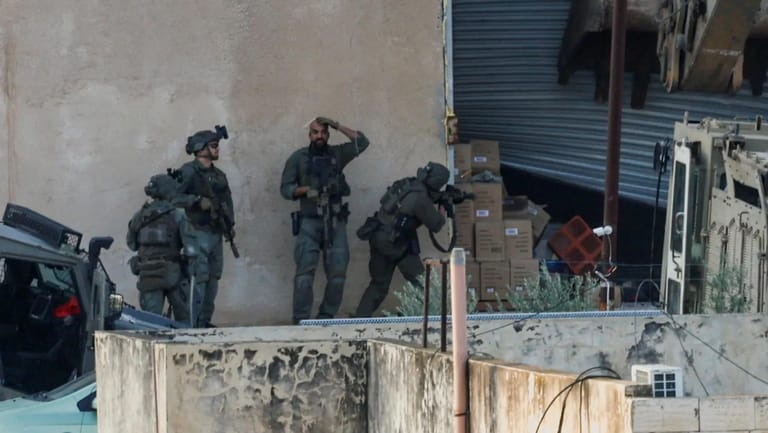 Gaza Militia Leader Accused of Collaborating With Israel Killed