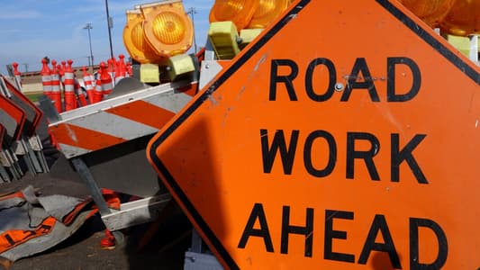 Public Works Ministry begins road repairs to enhance traffic safety