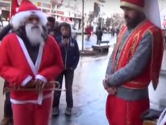 Santa ‘Converts’ to Islam after ‘Altercation’ with Ottoman Soldiers 