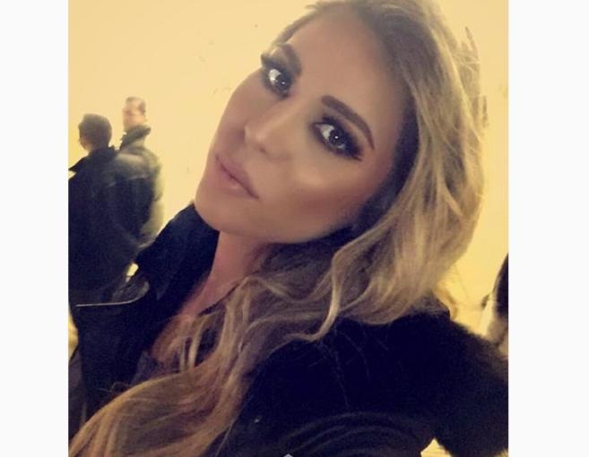 الـ "سيلفي" الأولى لنانسي أفيوني في 2016