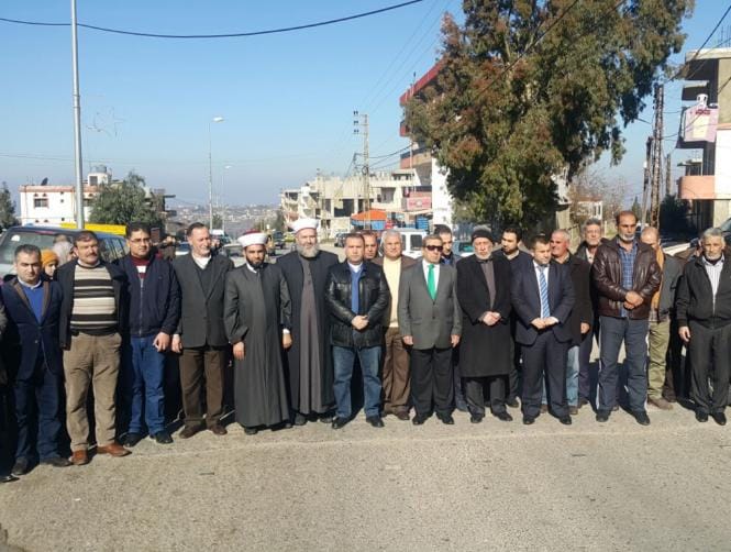 إعتصام في البيرة استنكارا لإخلاء سماحة