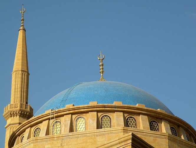 من كاهن الى السنّة والشيعة!