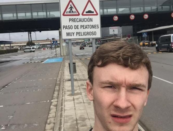 Man Goes Out for Quiet Drink in Essex, Wakes Up in Barcelona