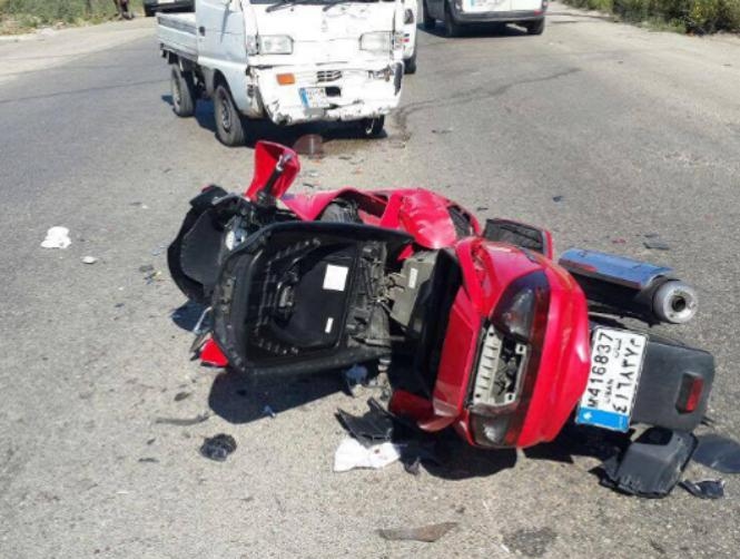 جريحان بحادث سير بين فان ودراجة نارية
