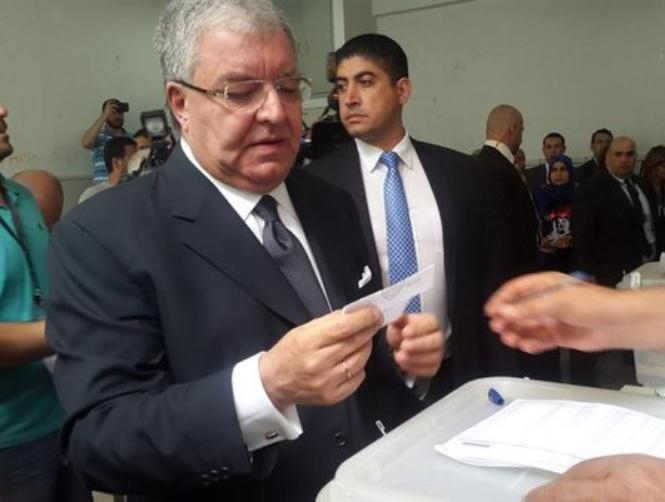 المشنوق: عبوة سعدنايل جزء من وضع الإنتخابات ولا أهمية لها