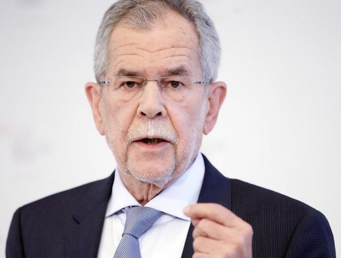 BBC News: Newly-elected Austrian President Alexander Van der Bellen says in victory speech, 'People can be different and still treat each other  respectfully' 