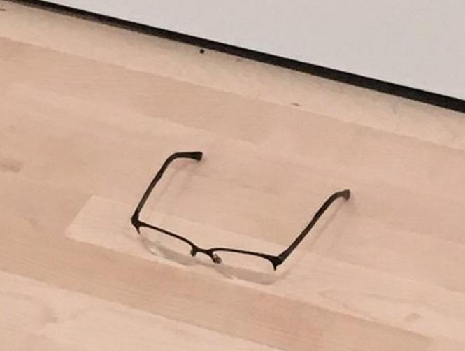 People Mistook A Pair of Glasses Left on the Floor for Museum Art