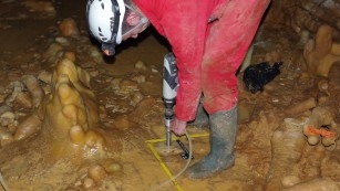 Researchers Find 175,000-Year-Old Caves Built by Neanderthals