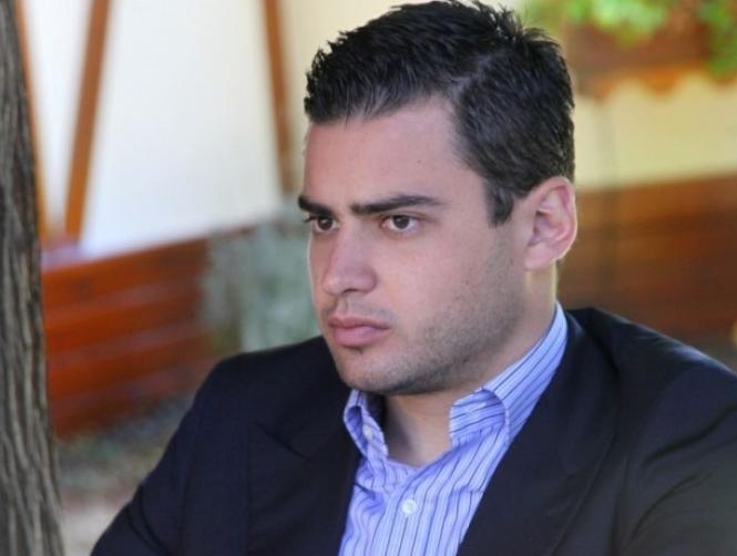 طوني فرنجيّة من زغرتا: سير العملية الانتخابية يتم بطريقة سليمة وطبيعية وسنكمل حياتنا بطريقة طبيعية غدا