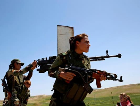 أول كتيبة عسكرية نسائية لفتيات إيزيديات