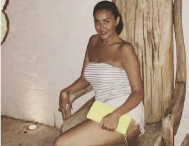 غادة عبد الرازق بصور "مثيرة"