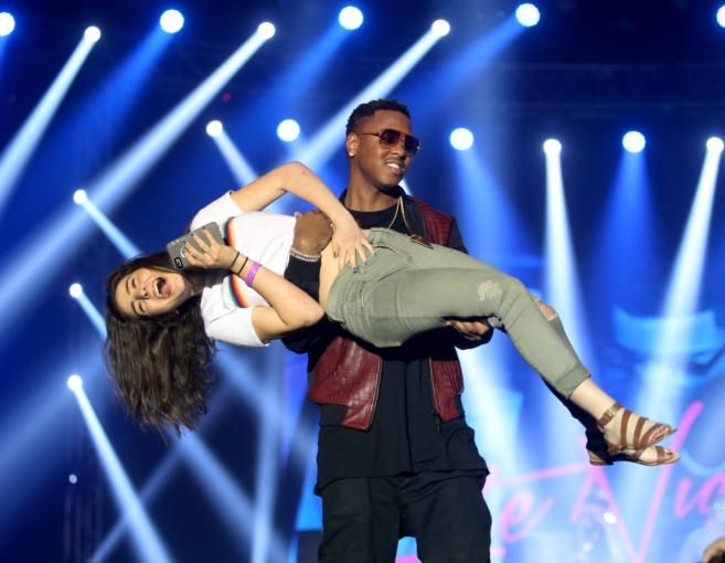 بالصور: أجواء حفلة NRJ في أعياد بيروت
