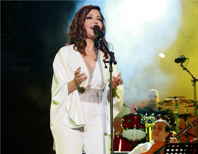 سميرة سعيد تغني مع طفلة The Voice Kids