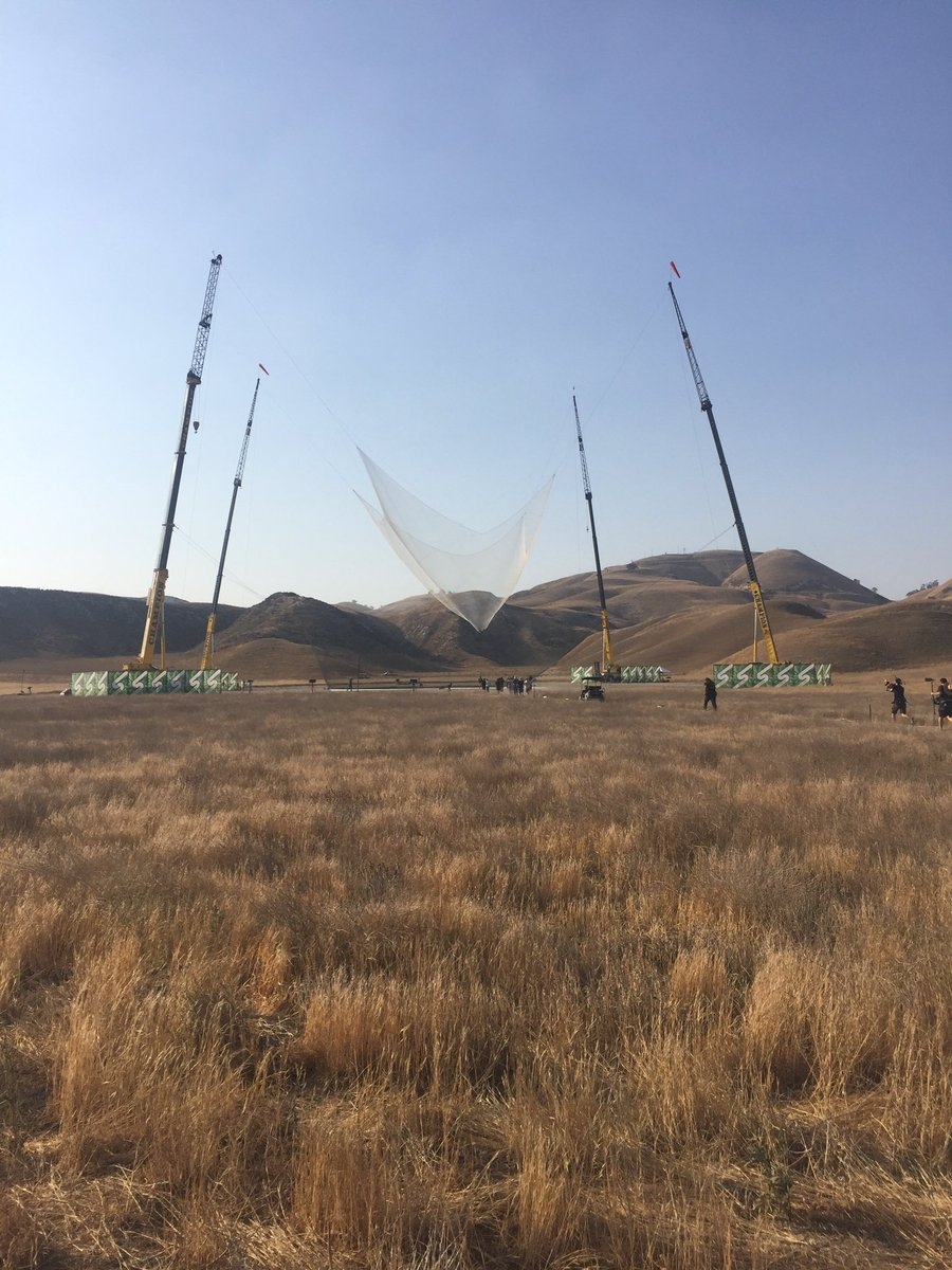 Watch: First Man to Skydive 25,000 feet Without Parachute