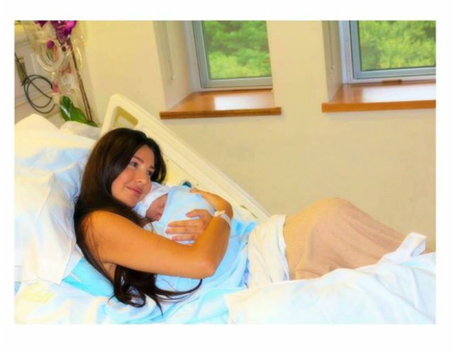 بالصورة: لاميتا فرنجية ومولودها الجديد