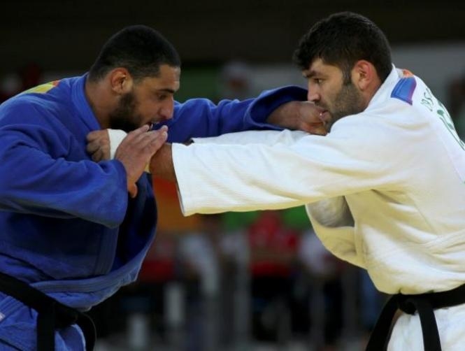Egyptian judoka sent home over handshake refusal with Israeli