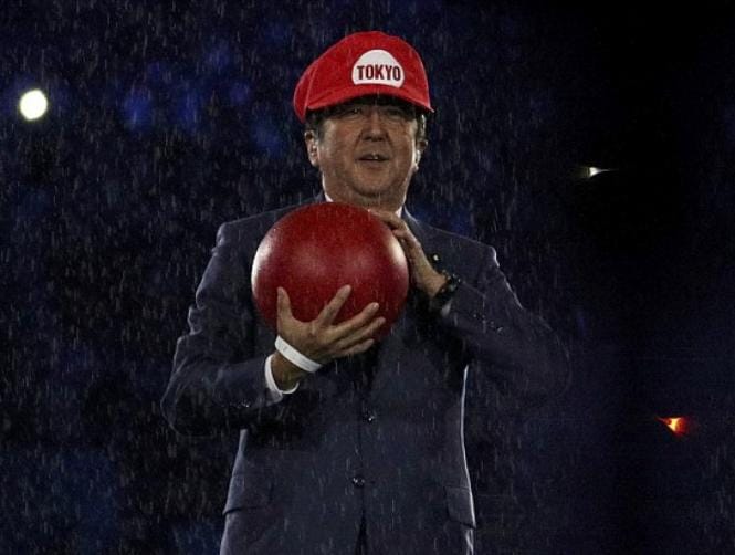 Japan's PM Appears Dressed as Super Mario in Rio