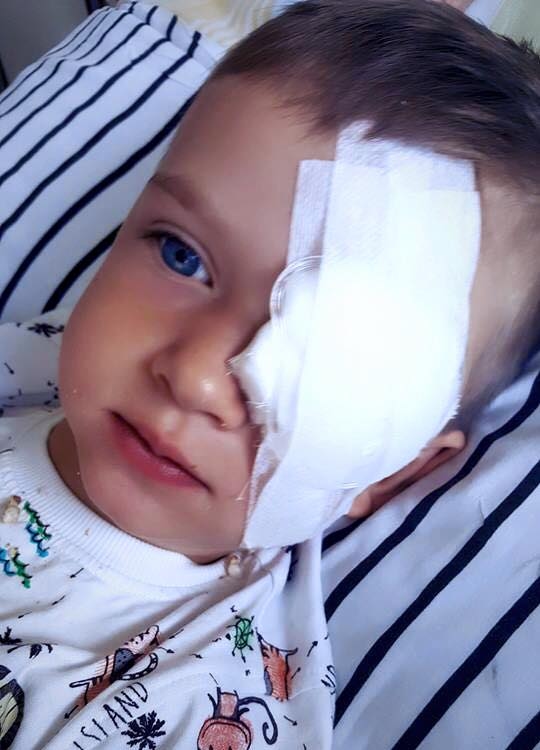 Olympian Sells Medal to Help Boy Battling Cancer