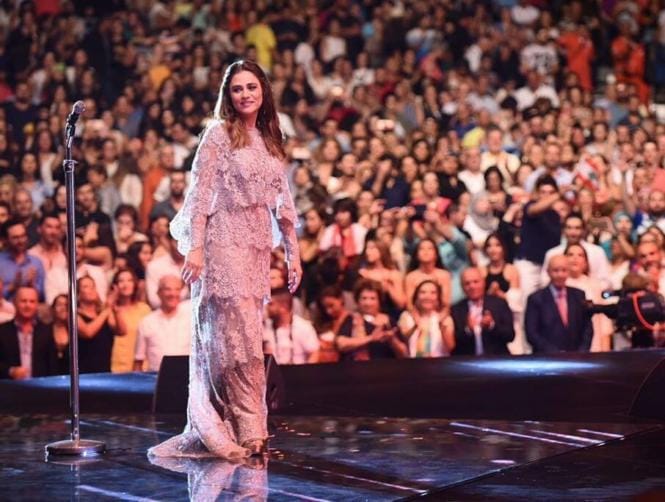 "سهرة عائليّة" مع جوليا: "وينك يا الياس؟"