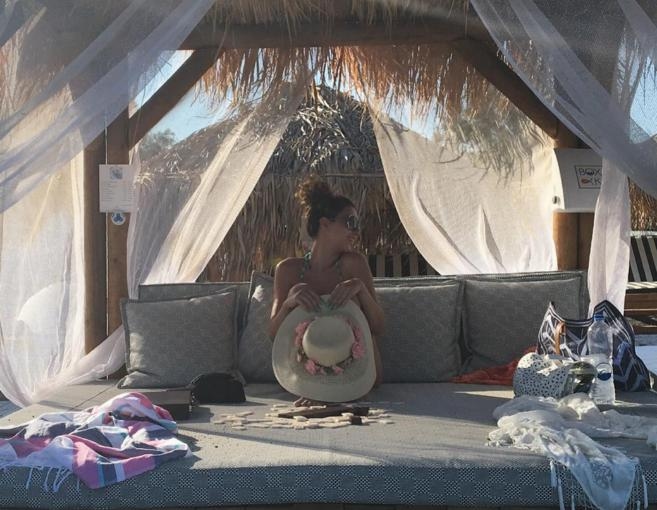 بالصور: ميريام فارس متّهمة بتقليد قمر