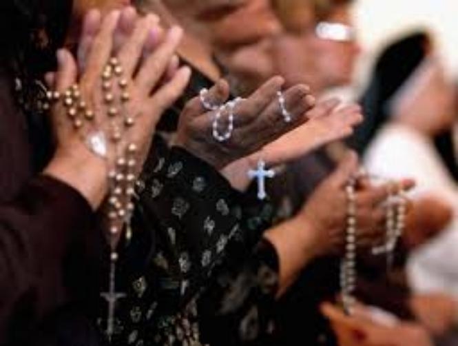 من المزاريب إلى جوار الله... شفيعة الفقراء قديسة... التفاصيل تتابعونها في نشرة الثامنة