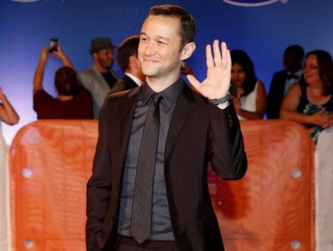 Gordon-Levitt Examines Whistleblower's Motivations in 'Snowden'