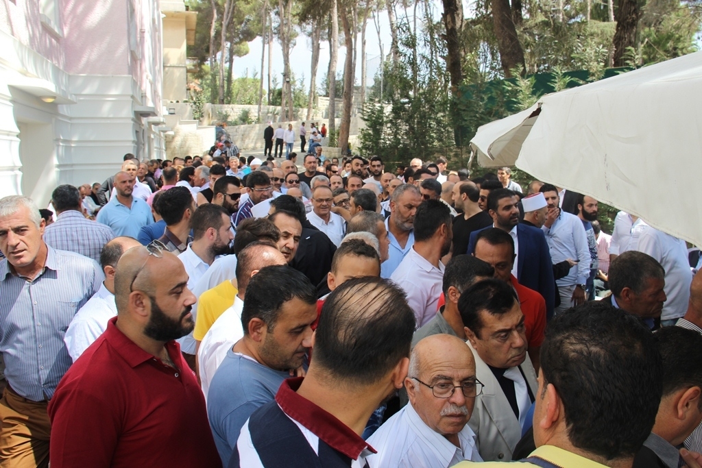 ارسلان التقى وفودا مهنئة بالأضحى وجال في عاليه