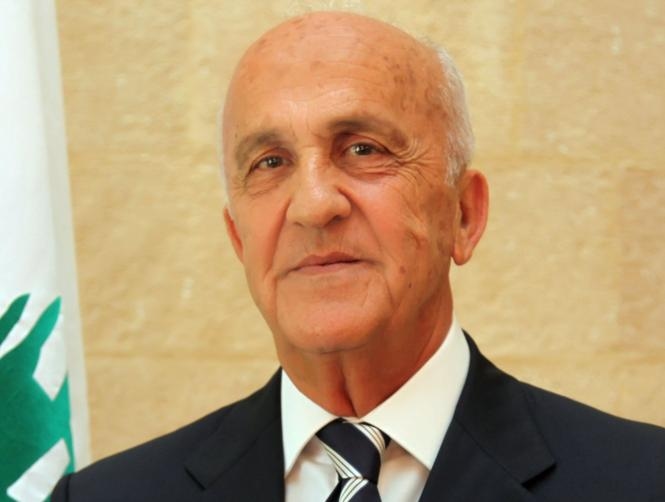 Lebanon extends term of army chief Kahwaji