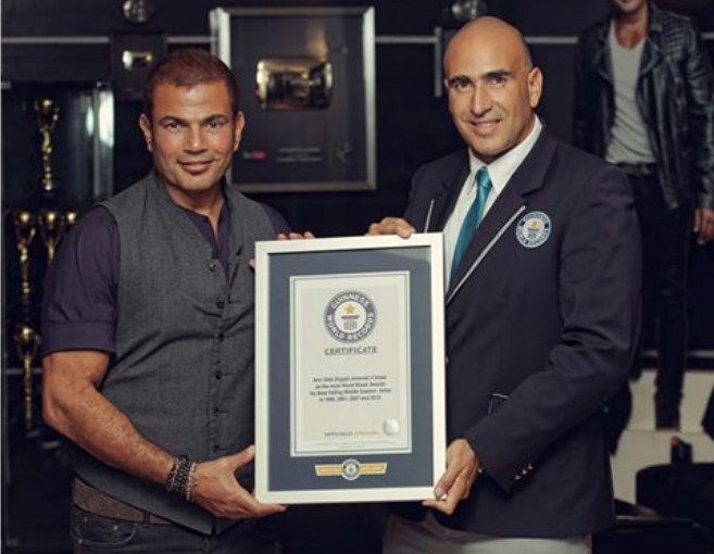 بالصورة: أوّل فنان عربي في "غينيس"