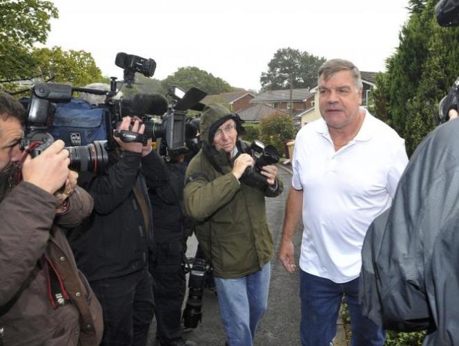 England players get postcards from sacked Allardyce