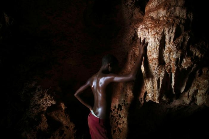 Photos: Hurricane Matthew Slams with Deadly Waves