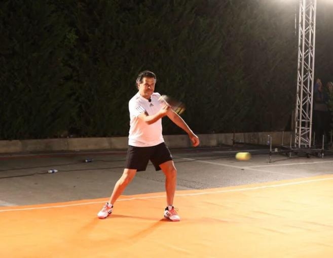 بالصور: هكذا سيفاجئكم راغب الليلة على mtv 