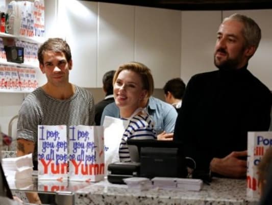 Scarlett Johansson Turns Popcorn Girl in Paris