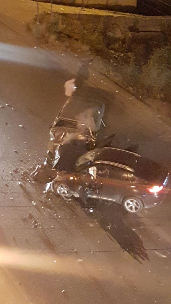 بالصورة: وفاة شخصين على الأقل في حادث سير على طريق عام بلونة