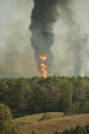 Explosion, Fire in Alabama on Gasoline Pipeline Kills One