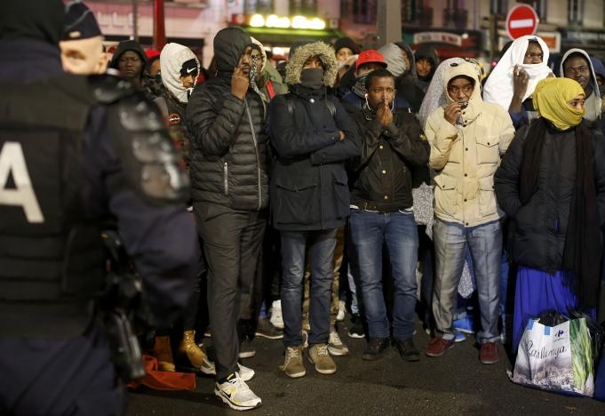 Police Clear Paris Migrant Camp That Grew After Calais