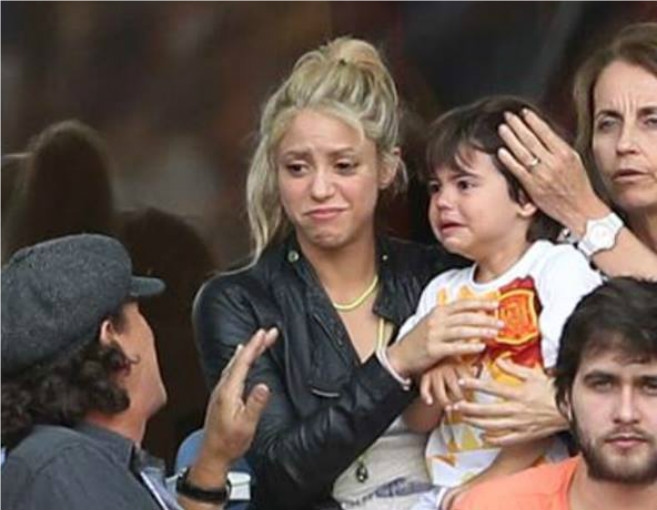 بالصور: أطفال شاكيرا يسرقون الأنظار مجدداً