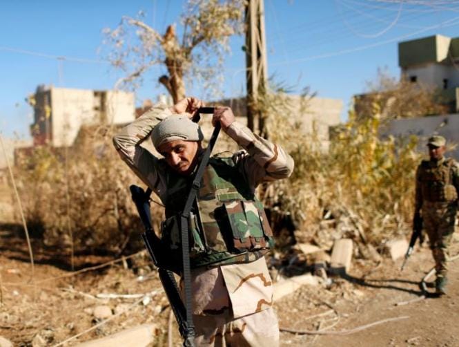 Iraq Army Targets Mosul Bridge in Fresh Mosul Assault