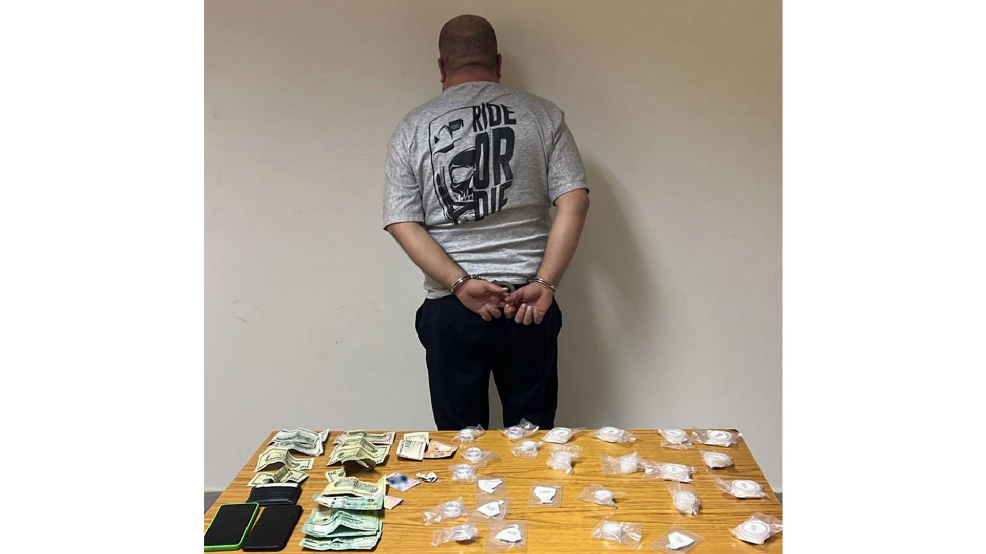 توقيف مُروّج مخدّرات في أنطلياس... بالجرم المشهود!